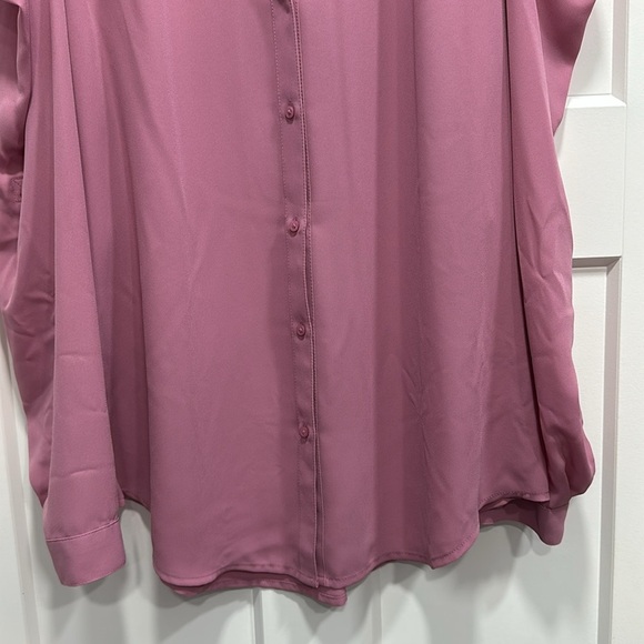 Candie’s Pink Button Down Cold Shoulder Blouse With Purple Jewels - Size Large - Picture 4 of 11